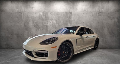 New 2023 Porsche Panamera Turbo S E-Hybrid Sport Turismo AWD