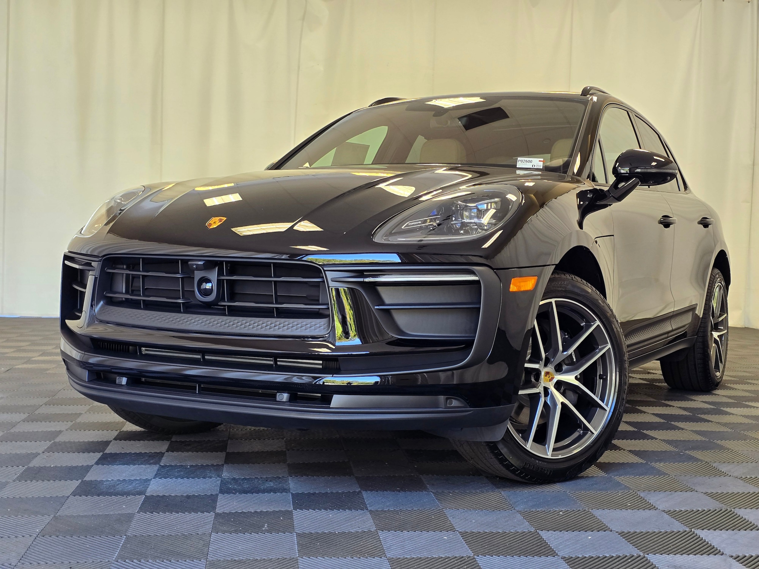2025 Porsche Macan