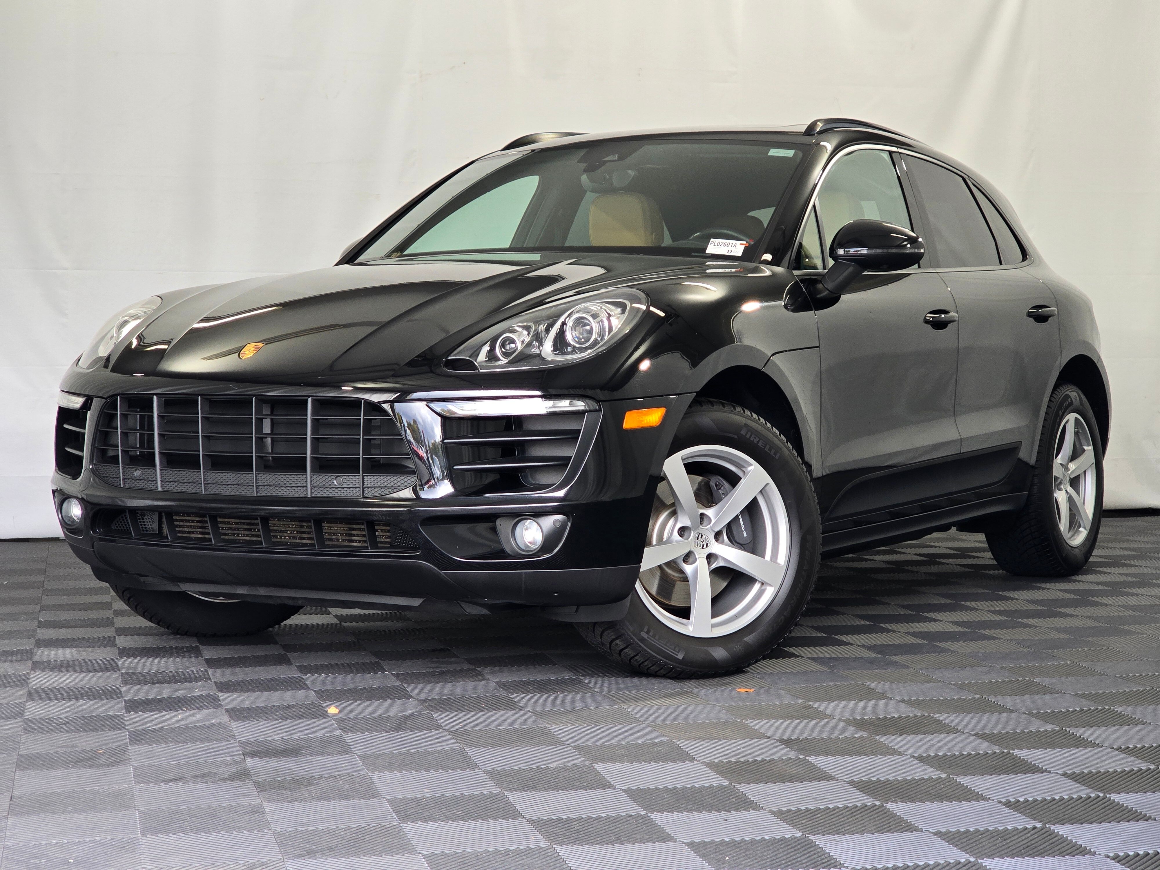 2017 Porsche Macan