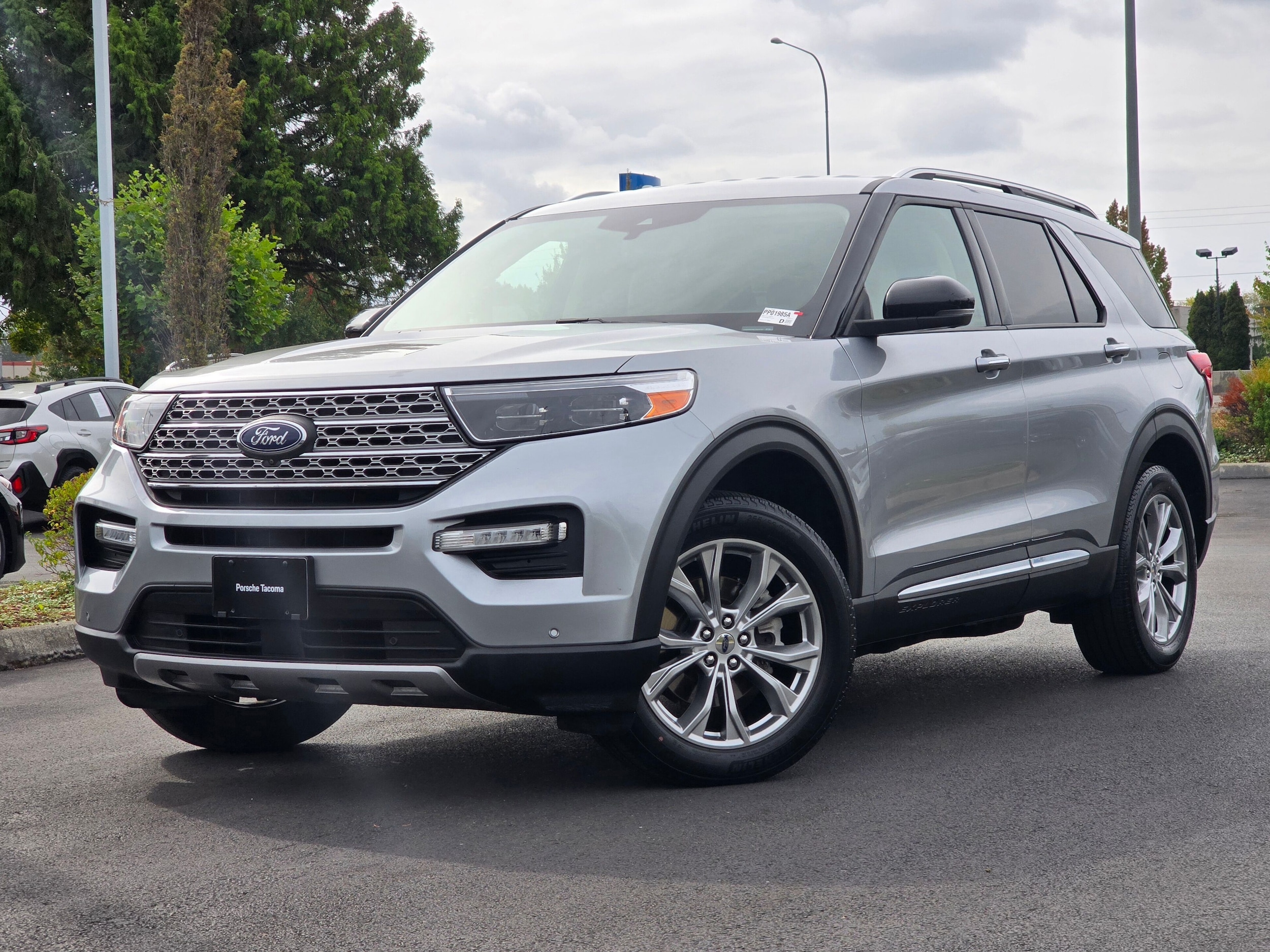 2020 Ford Explorer