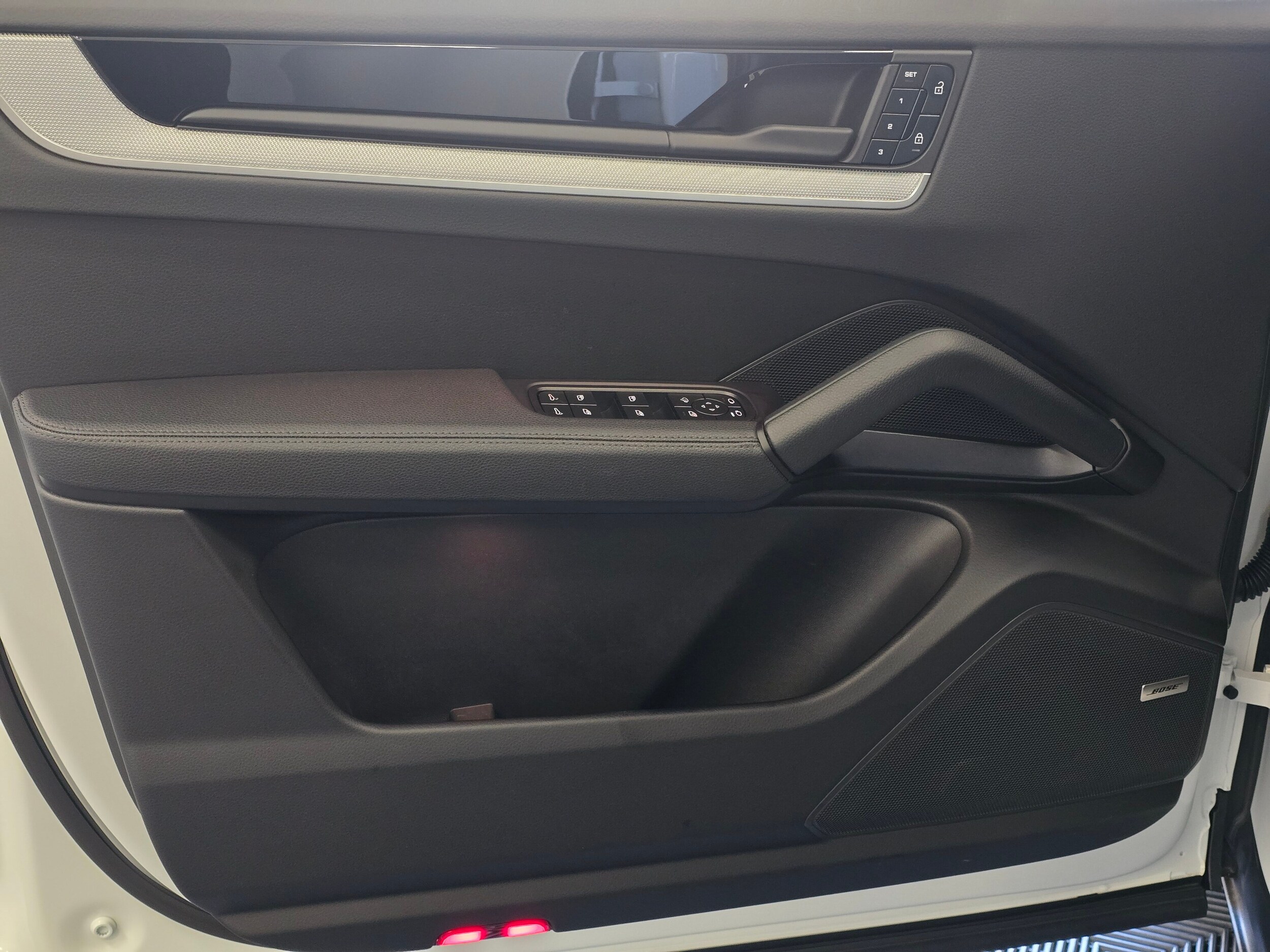 2025 Porsche Cayenne Coup Base - Photo 37