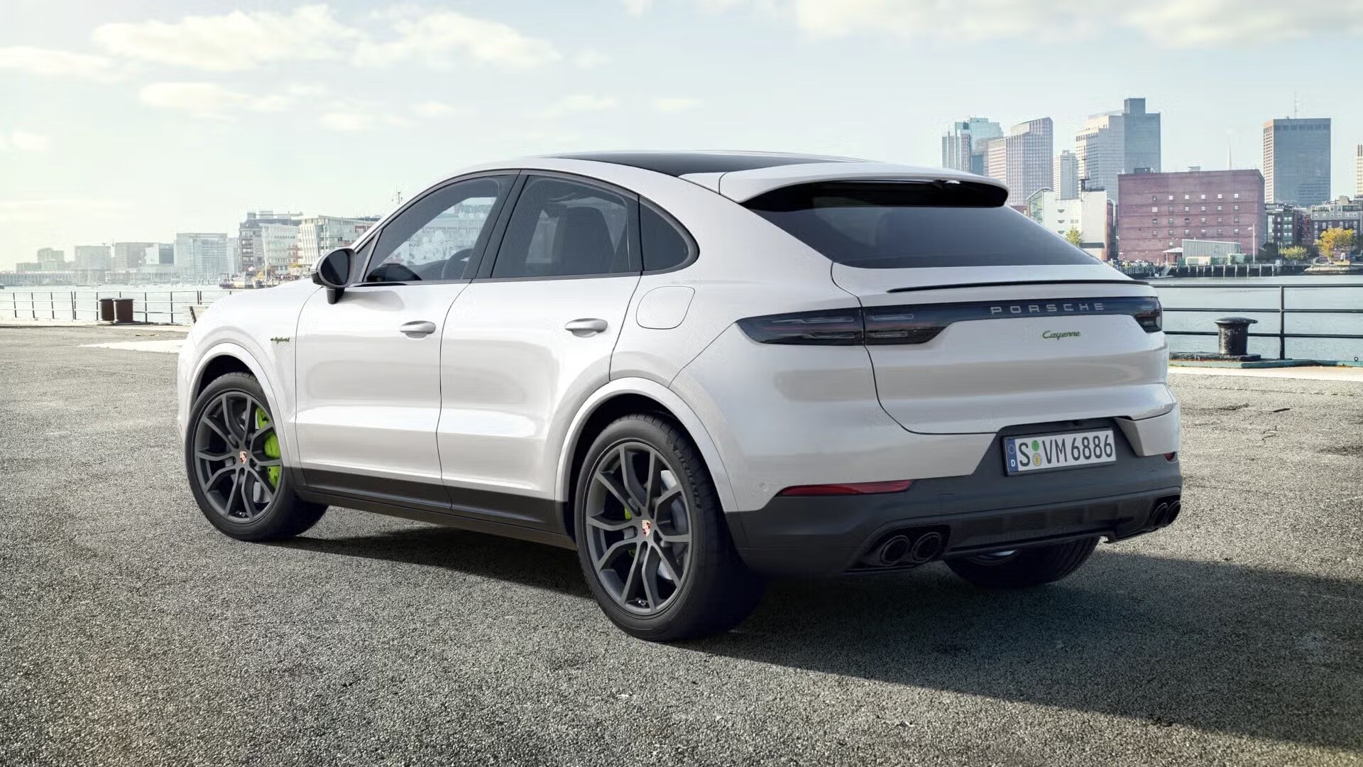 2023 Porsche Cayenne E-Hybrid Platinum Edition photo 2