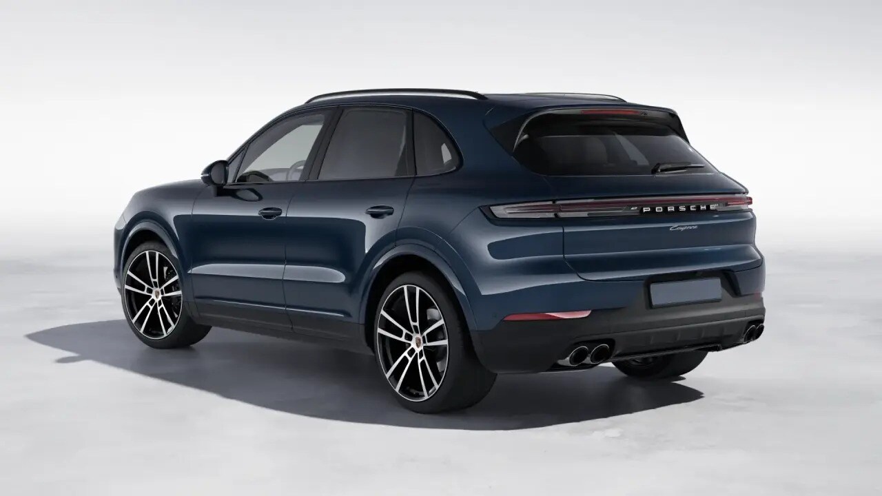 2025 Porsche Cayenne Coupe photo 3