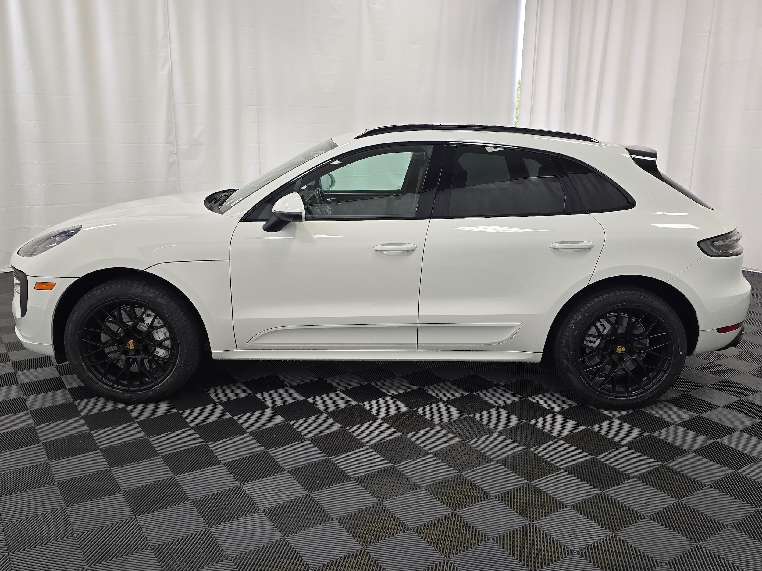 Certified 2021 Porsche Macan GTS with VIN WP1AG2A58MLB50348 for sale in Fife, WA