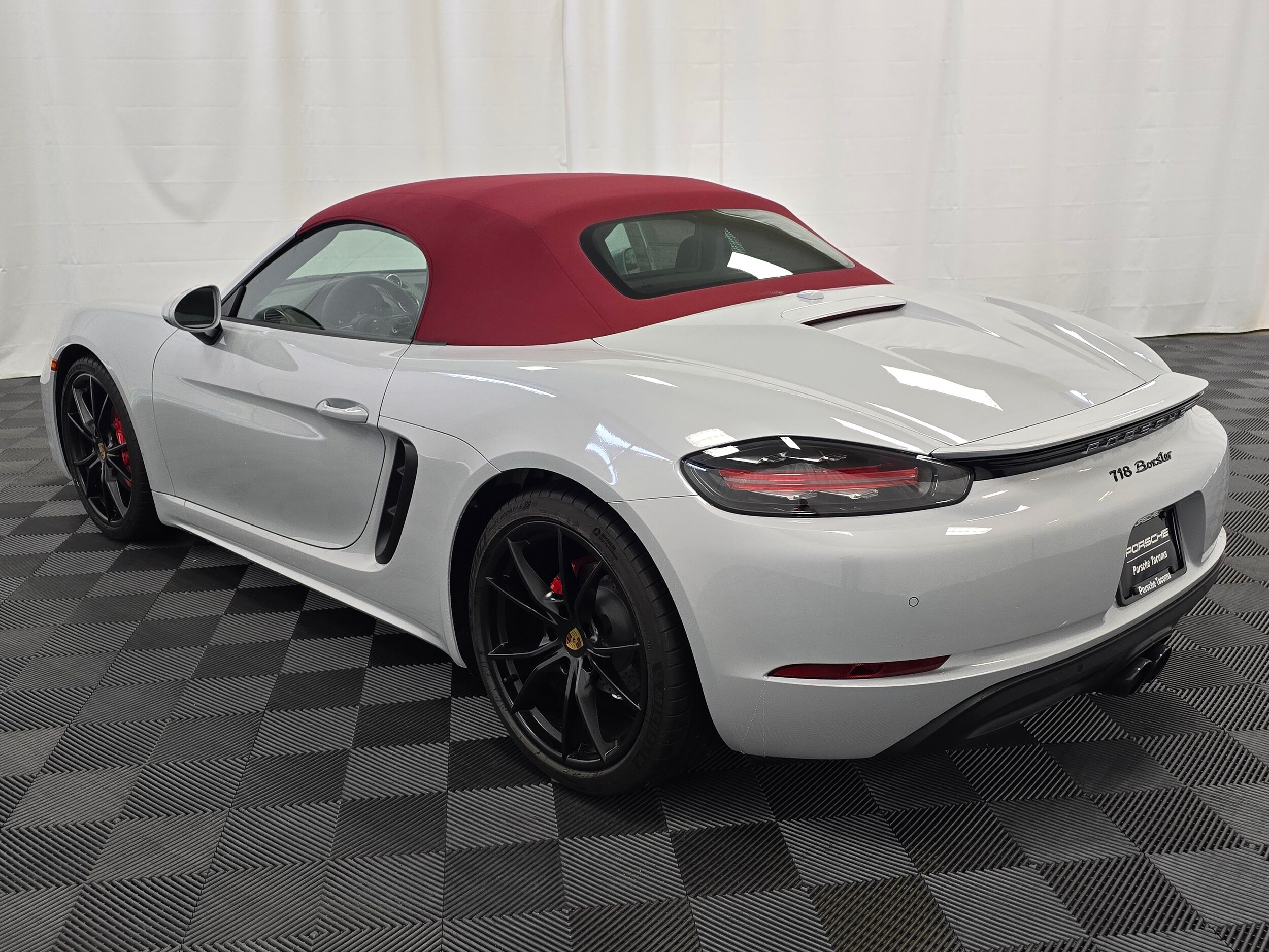 2025 Porsche Boxster S photo 3