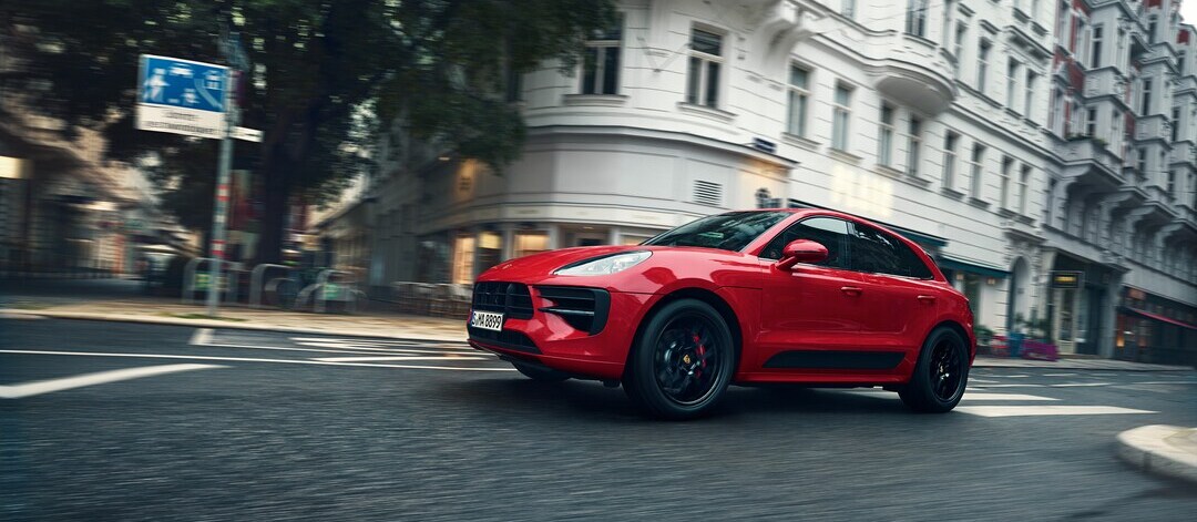 Porsche Macan EV
