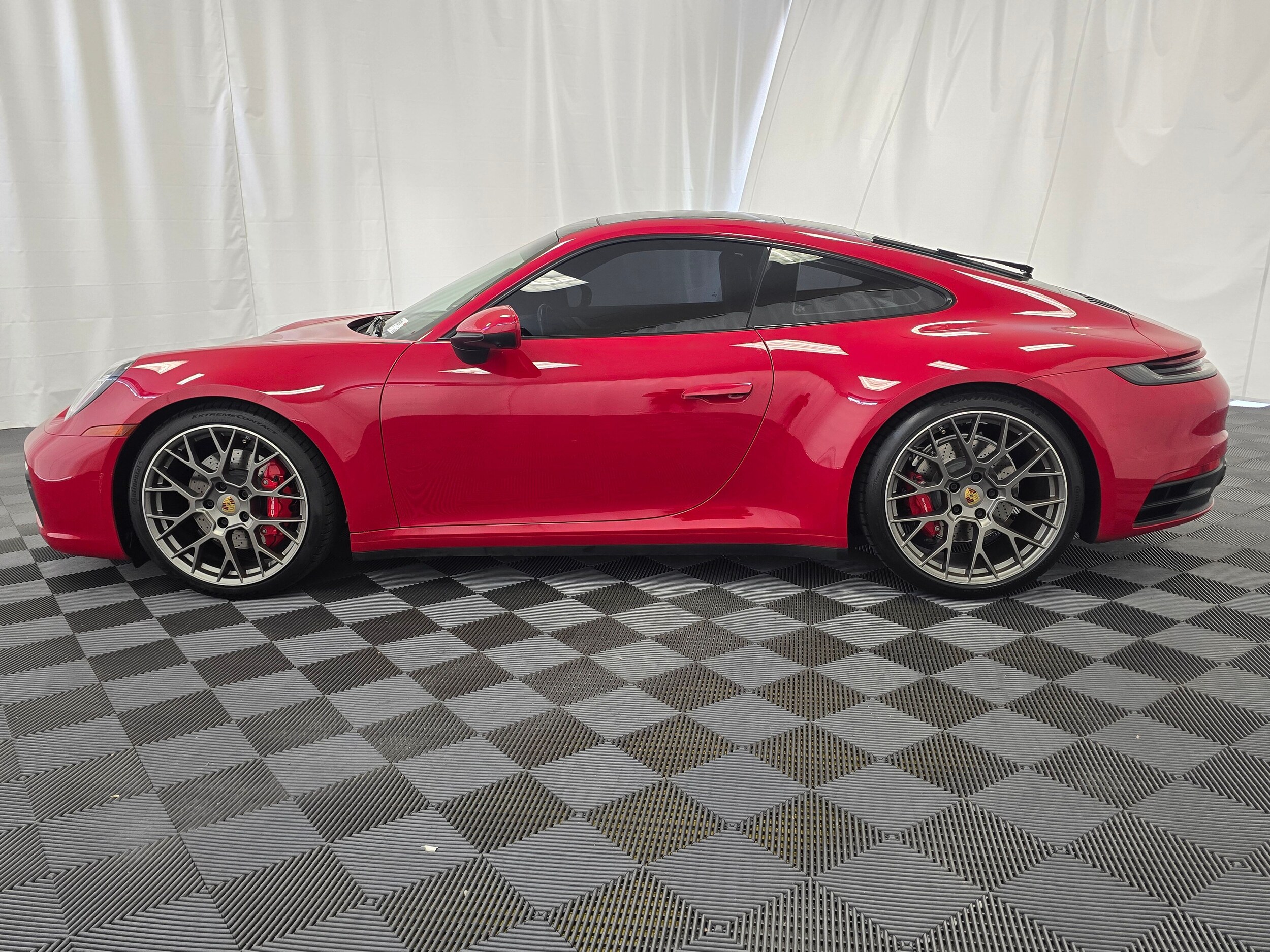 2021 Porsche 911 S photo 2