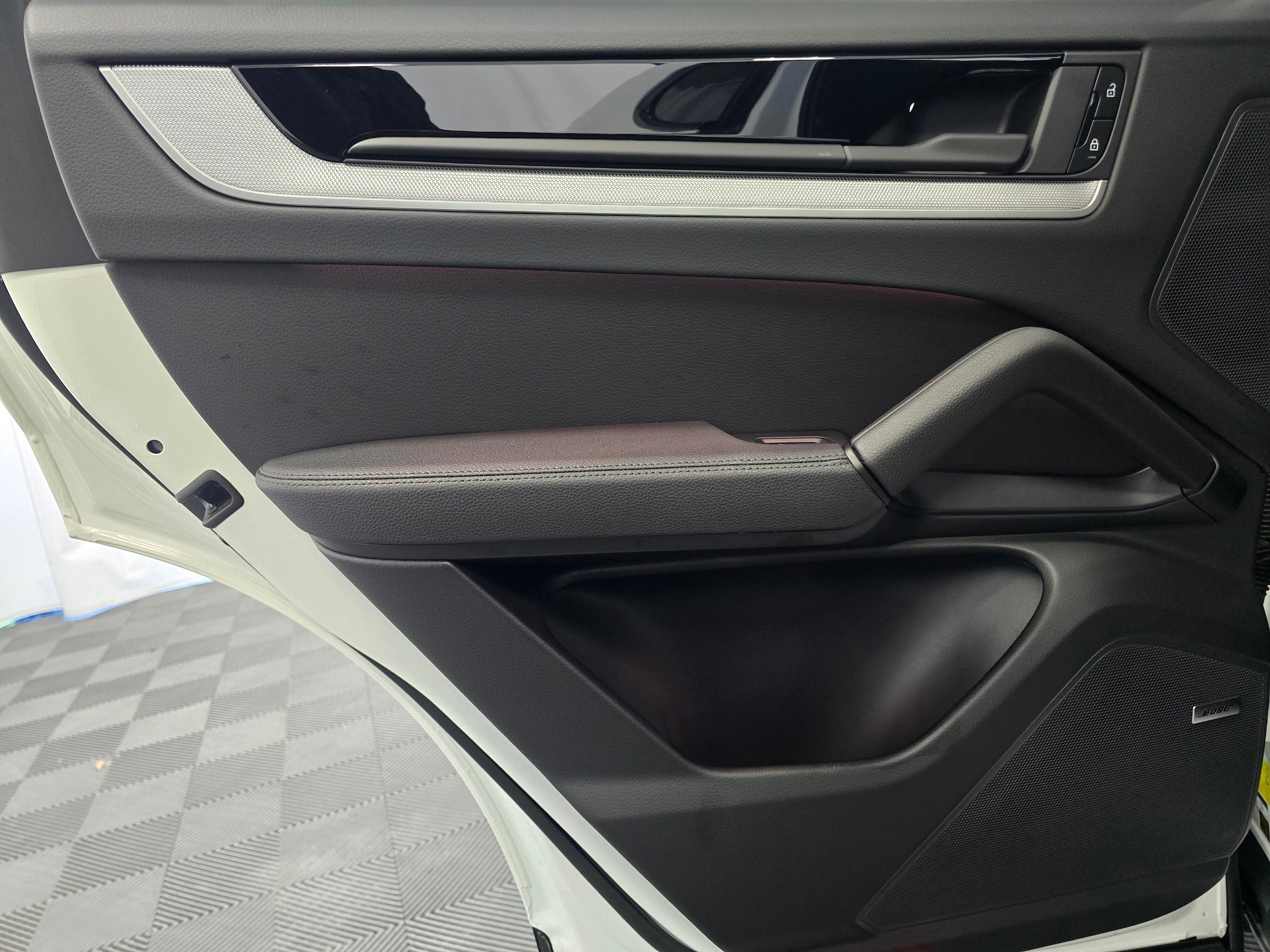 2025 Porsche Cayenne Coup Base - Photo 22