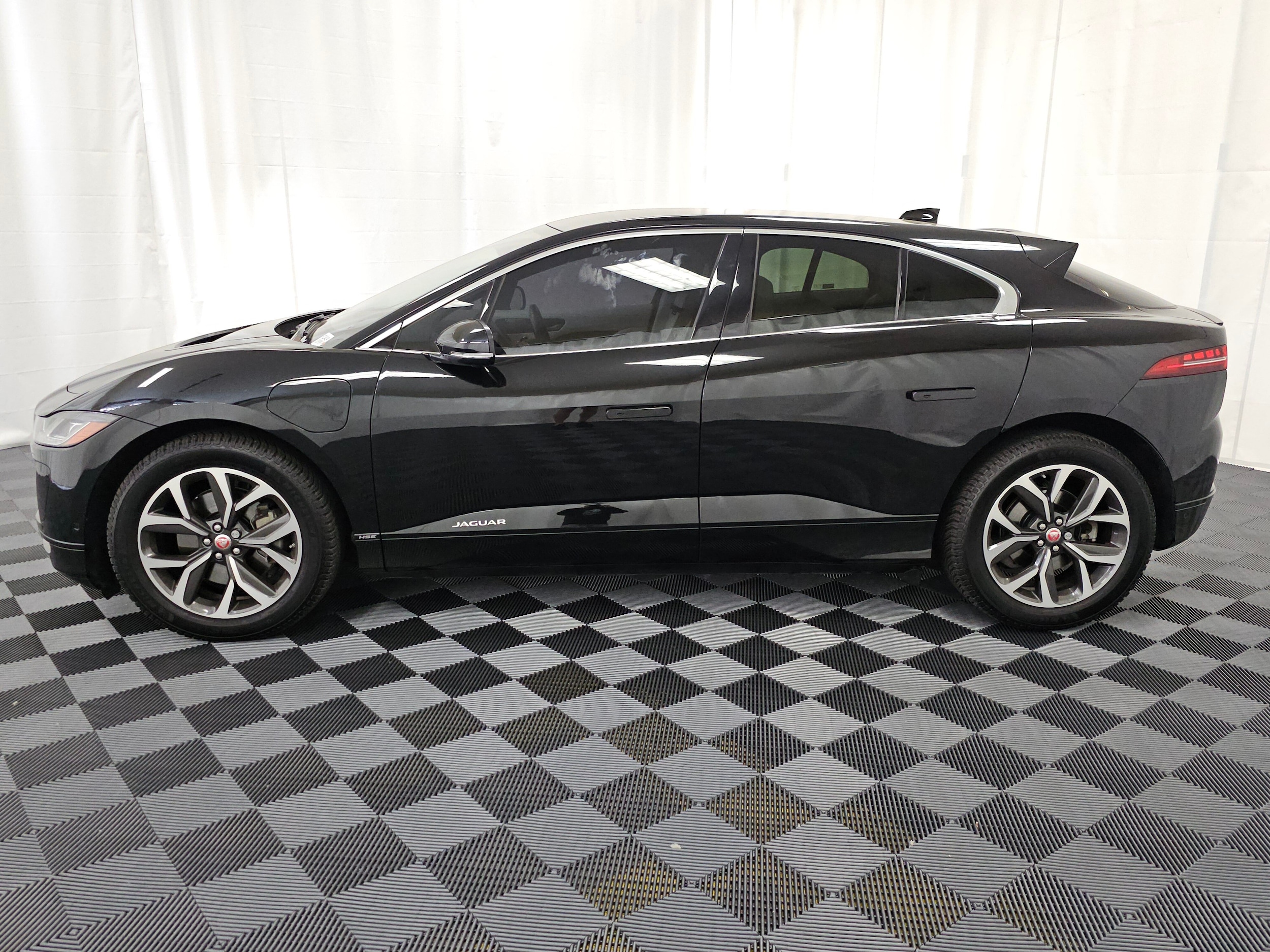 Used 2019 Jaguar I-PACE HSE with VIN SADHD2S1XK1F75963 for sale in Fife, WA