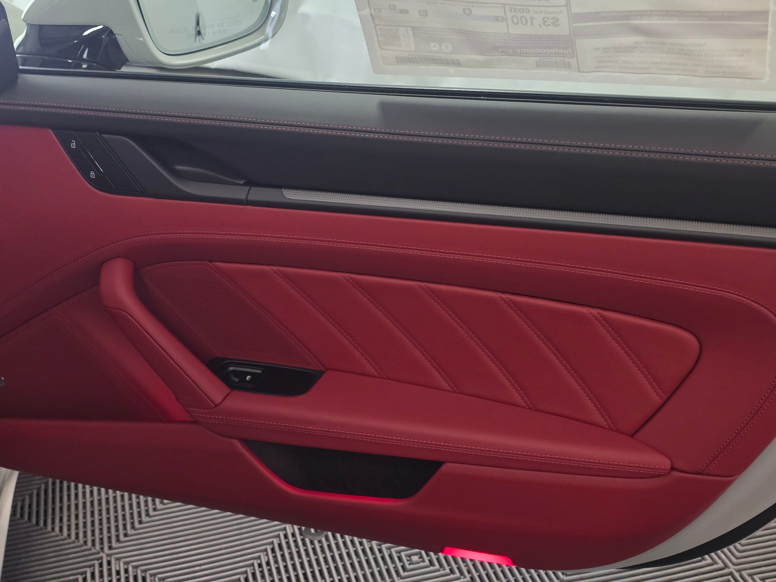 2026 Porsche 911 S - Photo 24