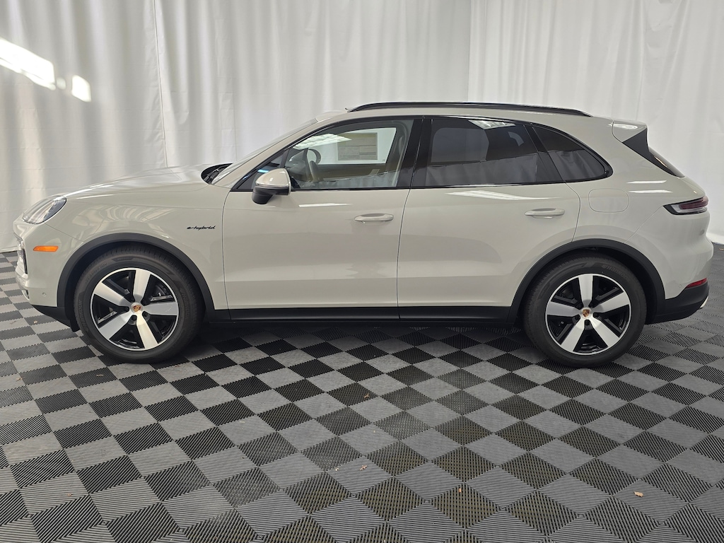 New 2026 Porsche Cayenne E-Hybrid SUV