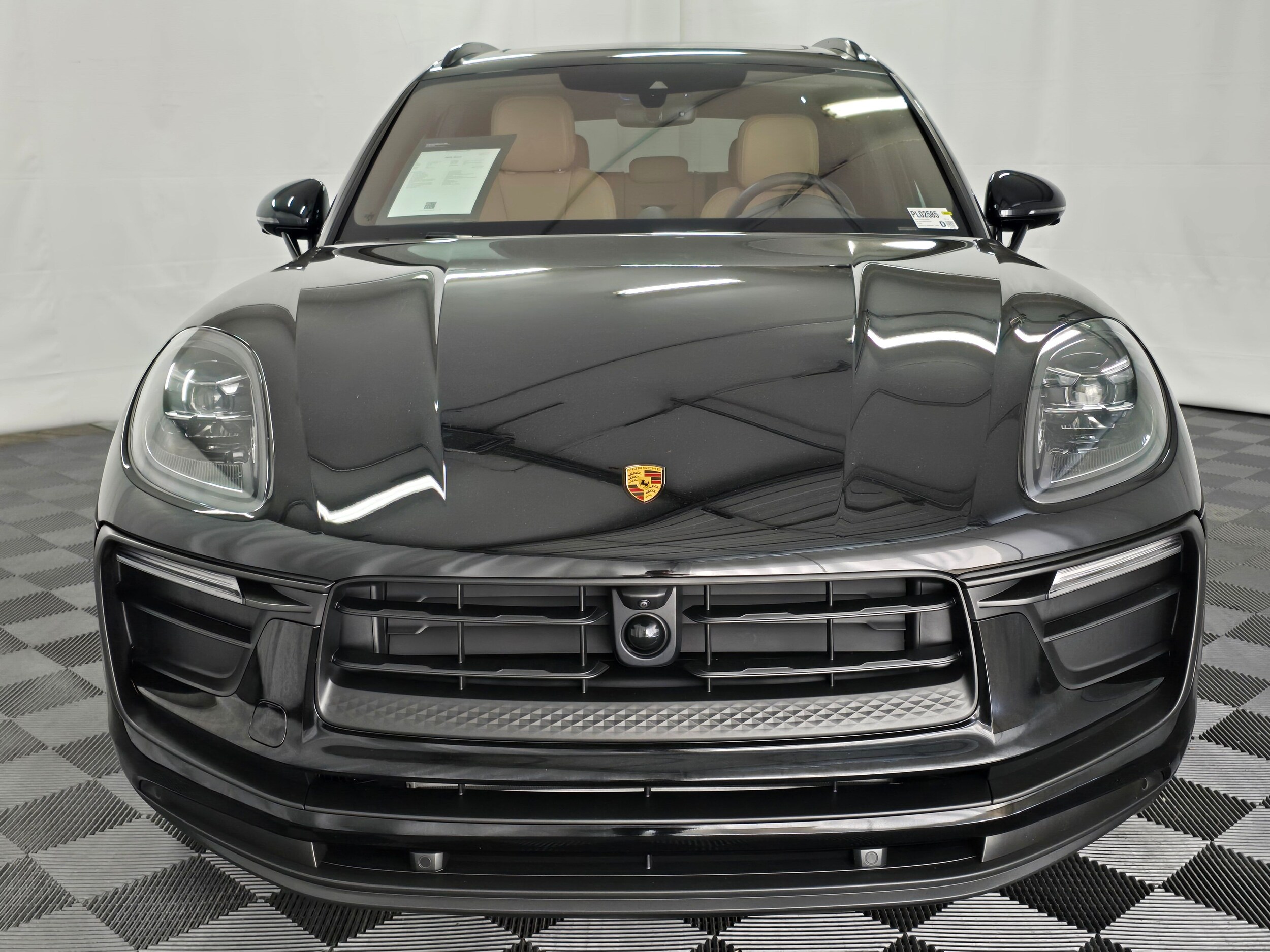 2025 Porsche Macan - Photo 10