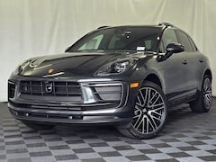 2026 Porsche Macan SUV