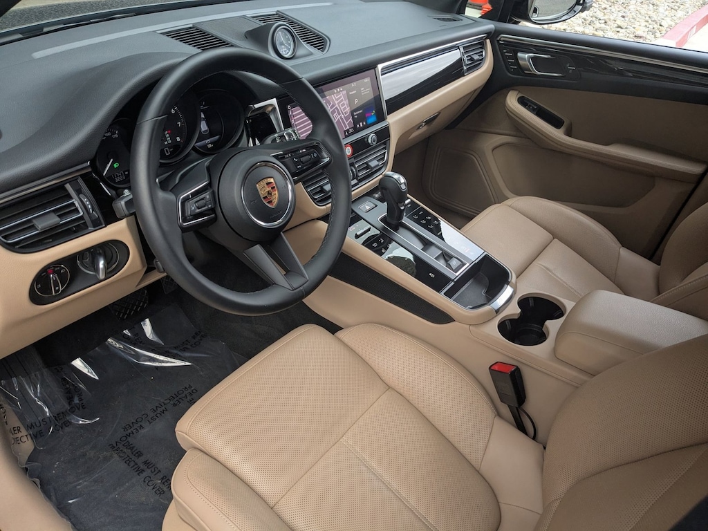 Certified 2023 Porsche Macan  SUV