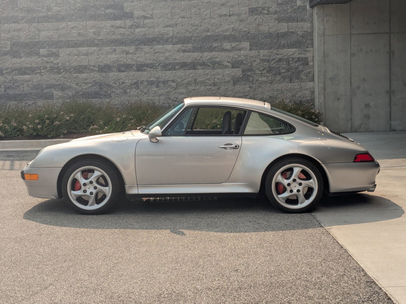1998 Porsche 911 4 photo 2