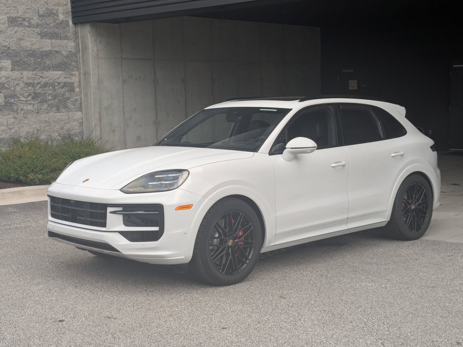 2025 Porsche Cayenne S