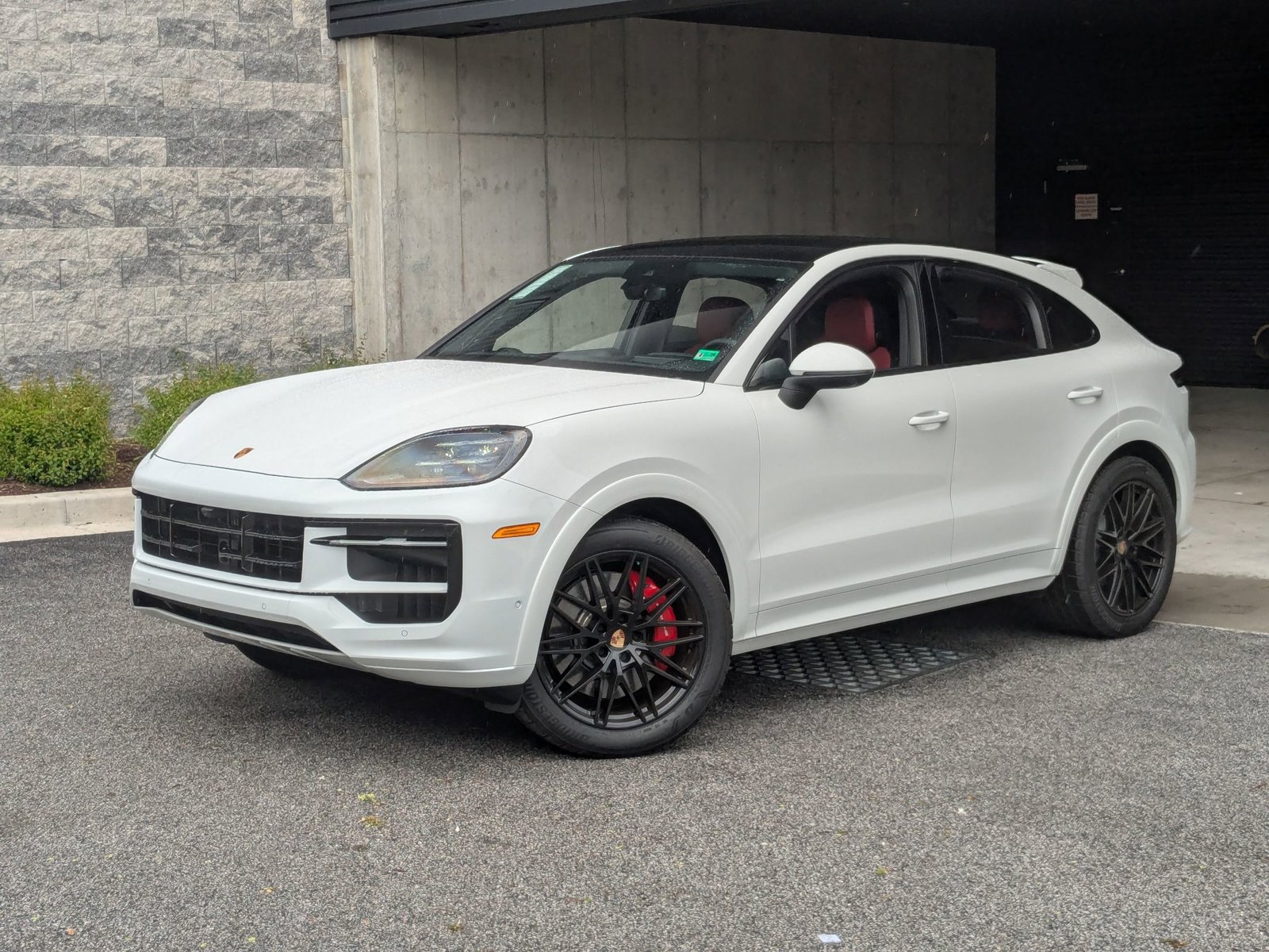 2025 Porsche Cayenne Coupe S