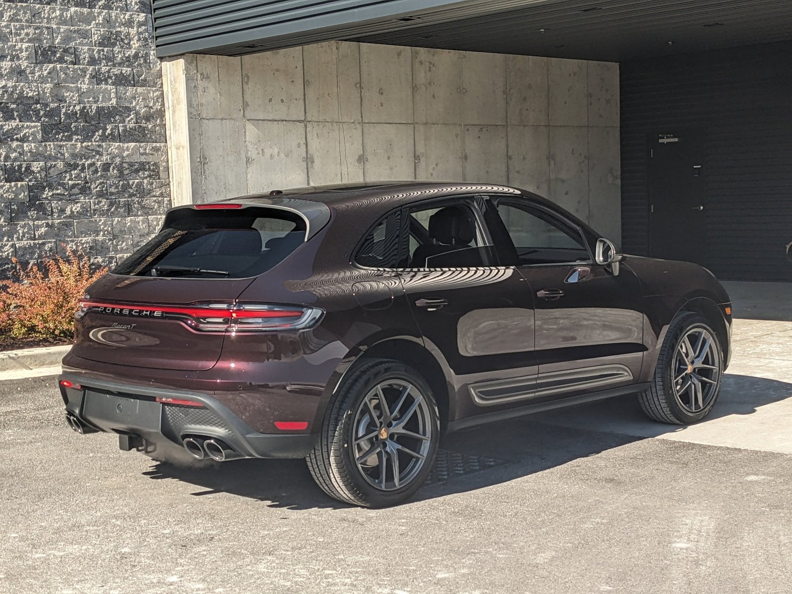 Certified 2024 Porsche Macan T with VIN WP1AA2A56RLB11945 for sale in Cockeysville, MD