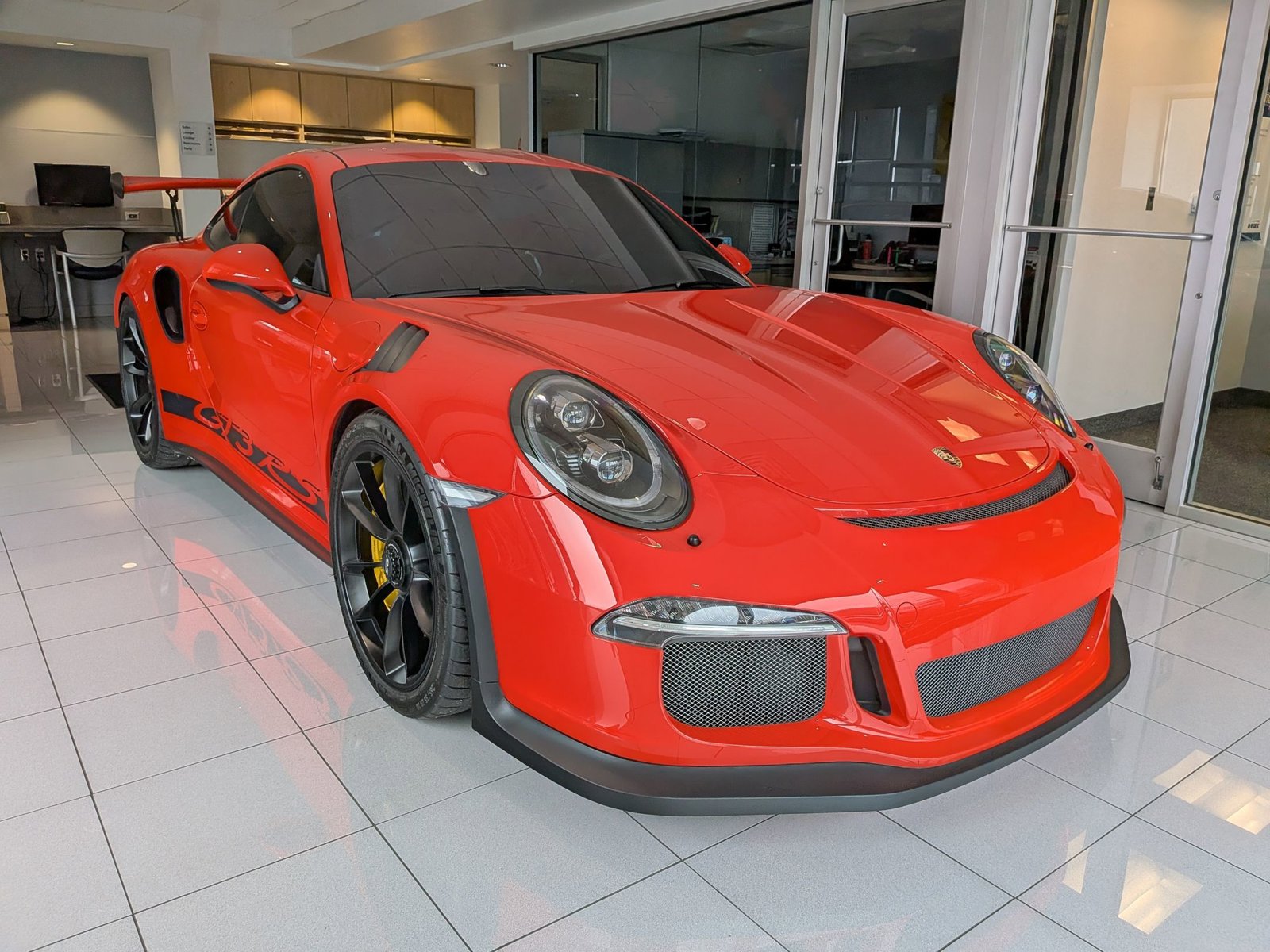 2016 Porsche 911 GT3 RS photo 3