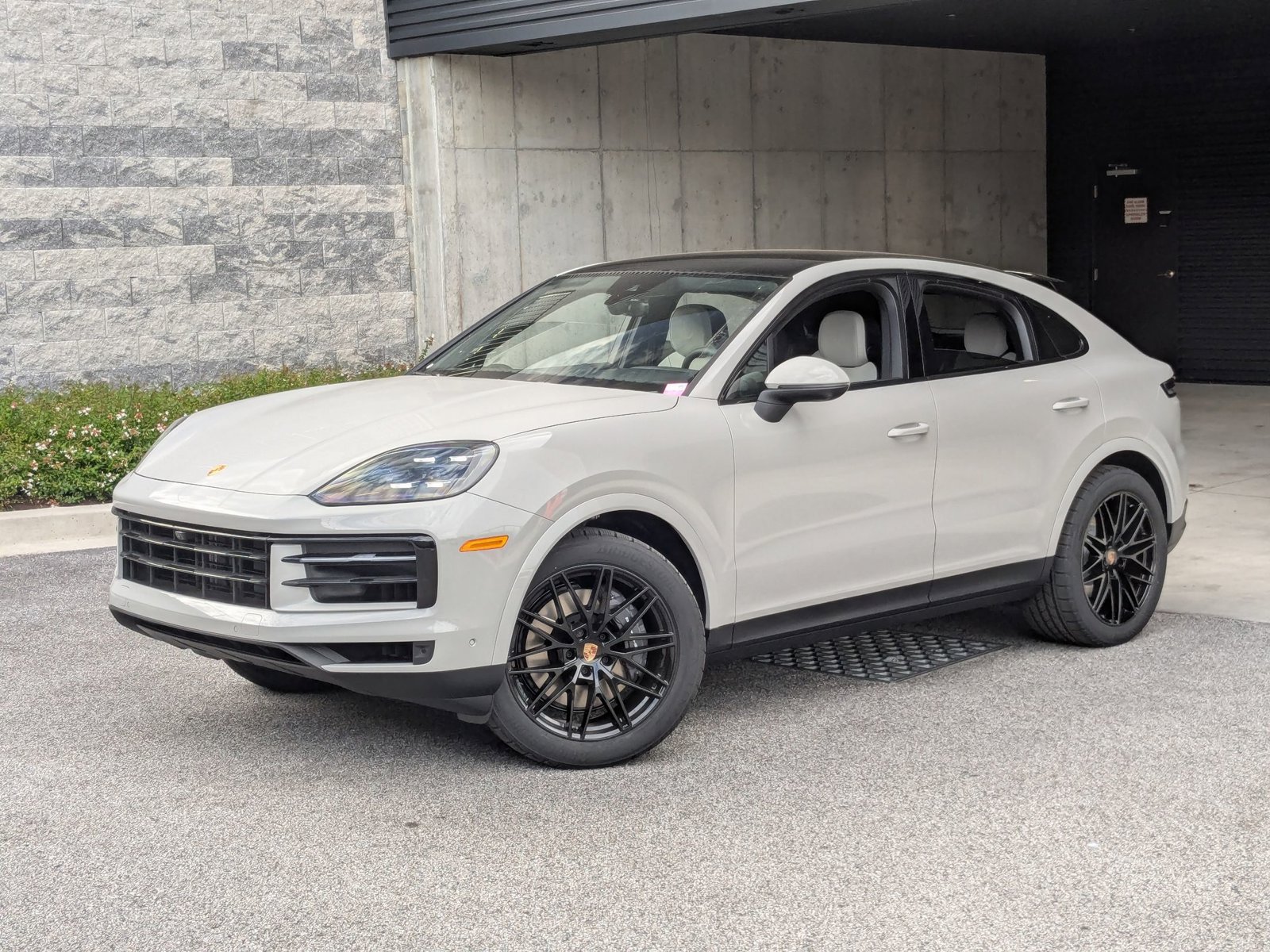 2026 Porsche Cayenne Coup
