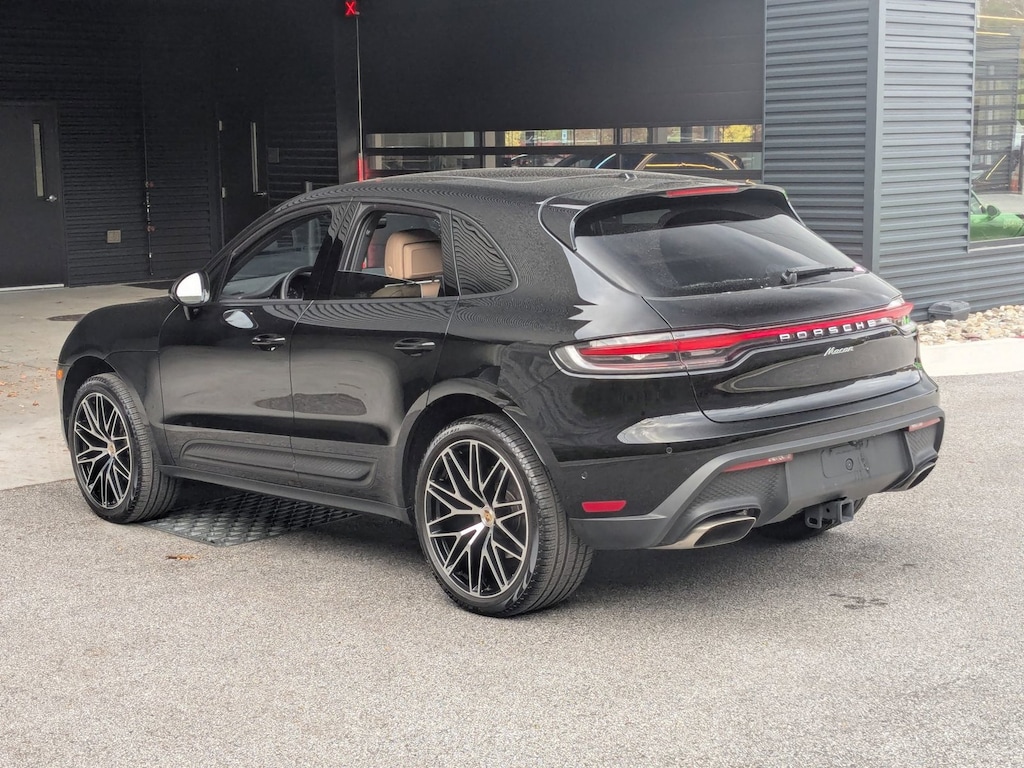 Certified 2023 Porsche Macan  SUV