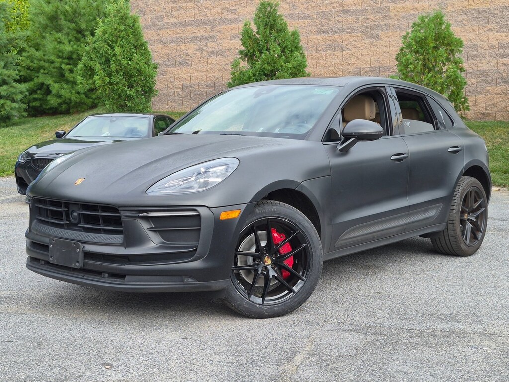 Used 2023 Porsche Macan Sport Utility