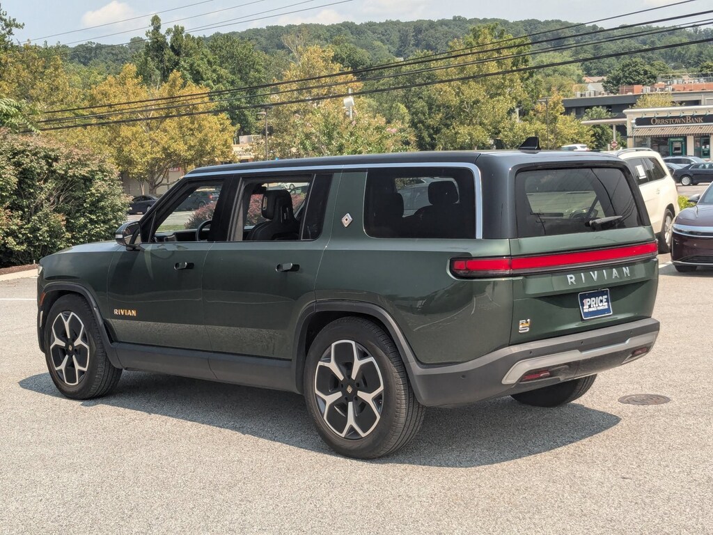 Used 2024 Rivian R1S Adventure Sport Utility