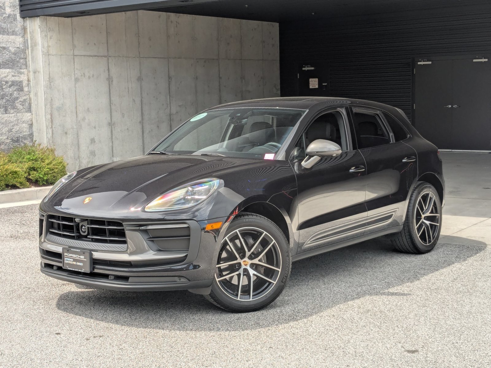 2023 Porsche Macan