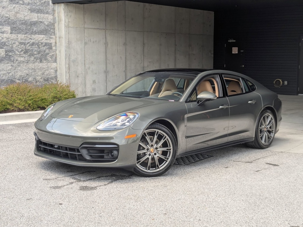 Certified 2023 Porsche Panamera 4 Platinum Edition 4dr Car