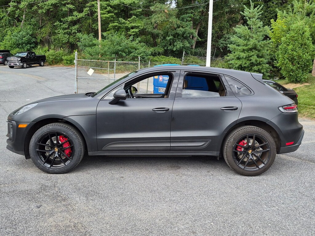 Used 2023 Porsche Macan Sport Utility