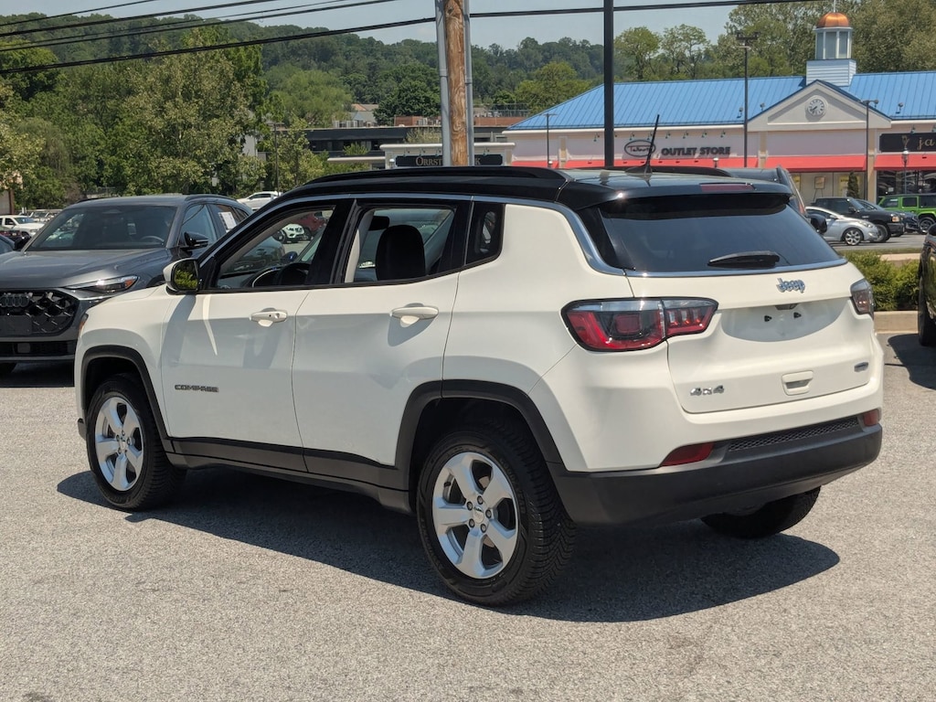 Used 2018 Jeep Compass Latitude Sport Utility