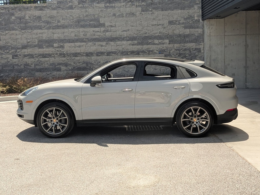 Certified 2023 Porsche Cayenne Platinum Edition Sport Utility