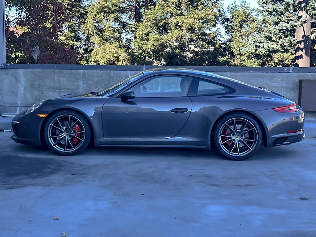 Used 2017 Porsche 911 Carrera 4S Coupe