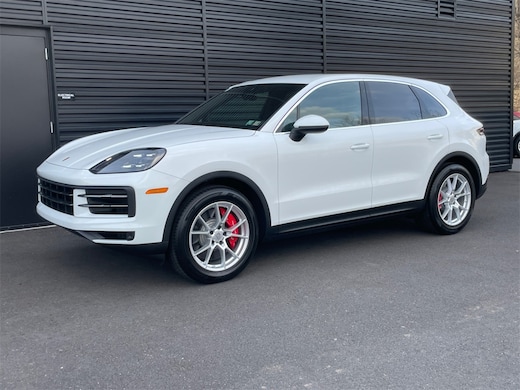 2024 Porsche Cayenne for Sale in Warrington, PA (Personalize Payments)