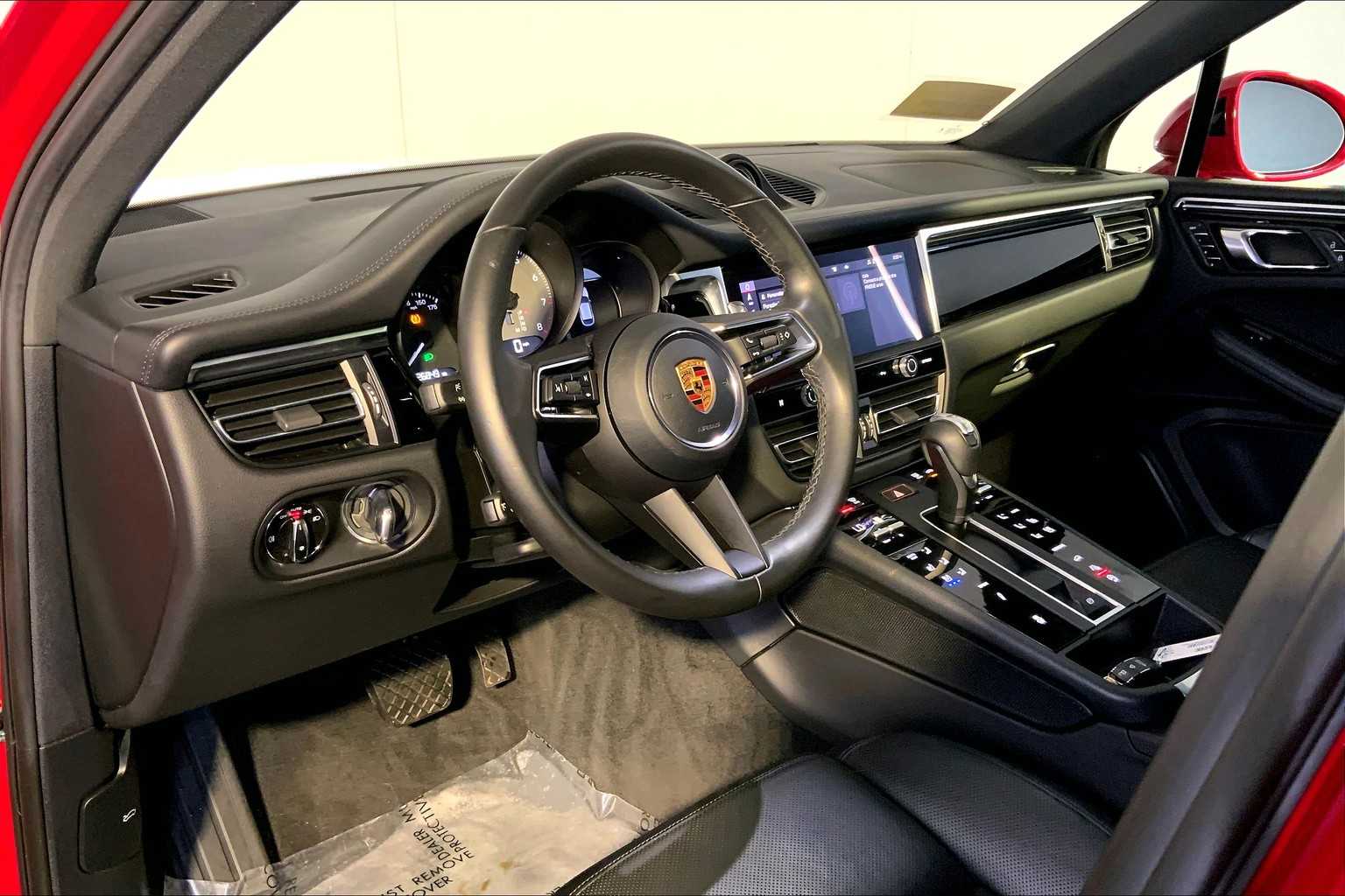 2022 Porsche Macan S photo 4