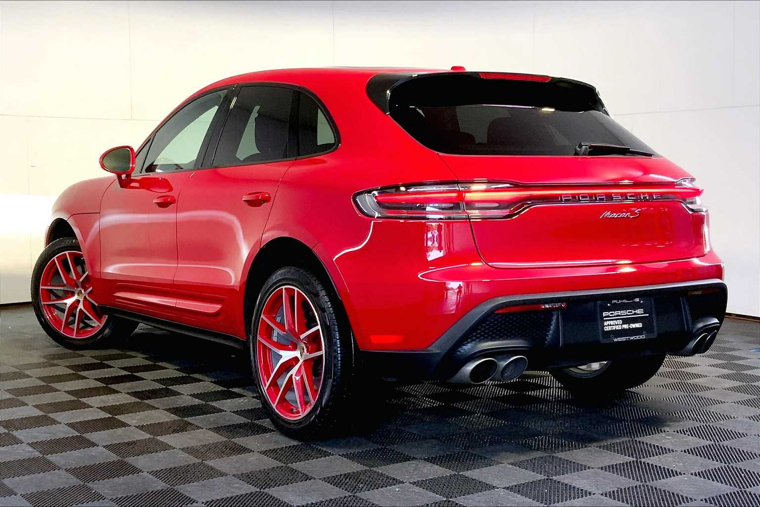 2022 Porsche Macan S photo 3