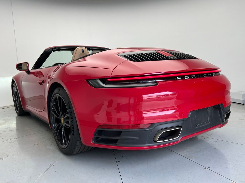 2021 Porsche 911 Cabriolet photo 3