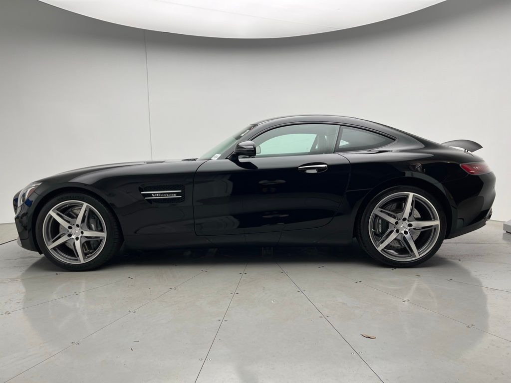 2017 Mercedes Benz AMG GT photo 2