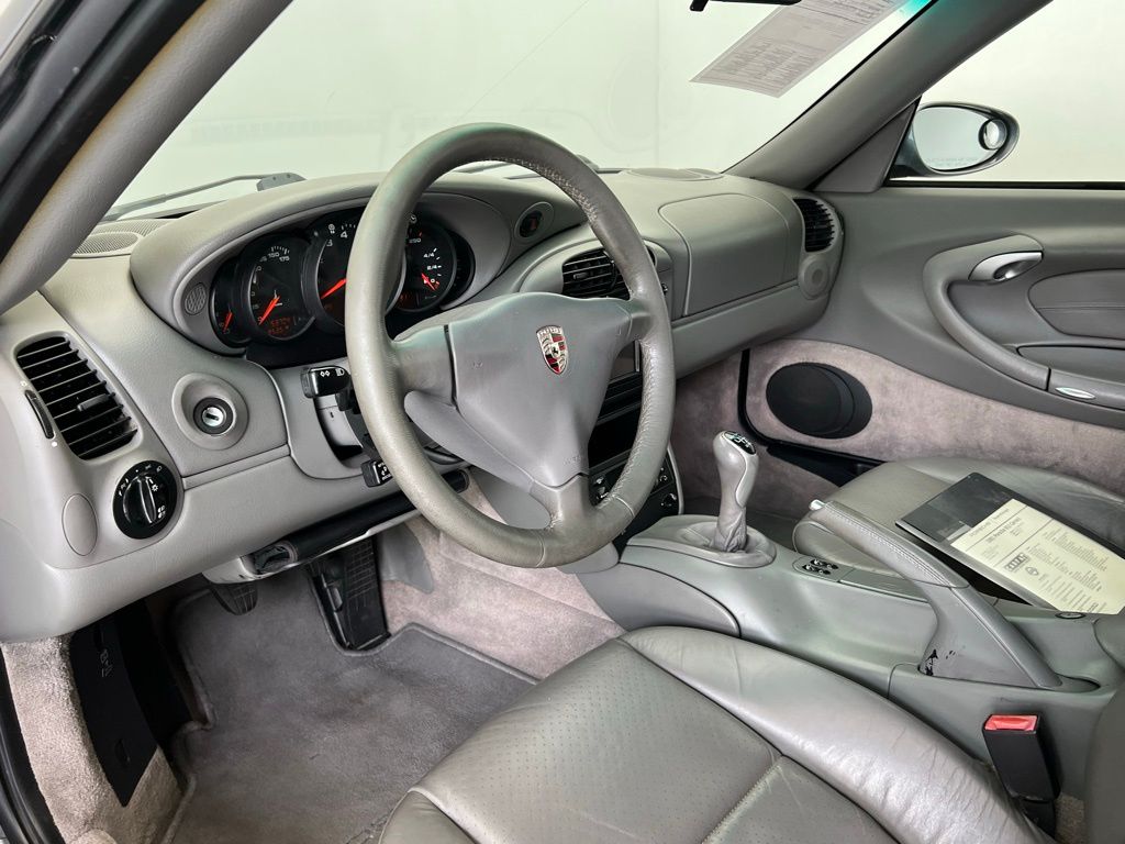 2001 Porsche 911 4 photo 4