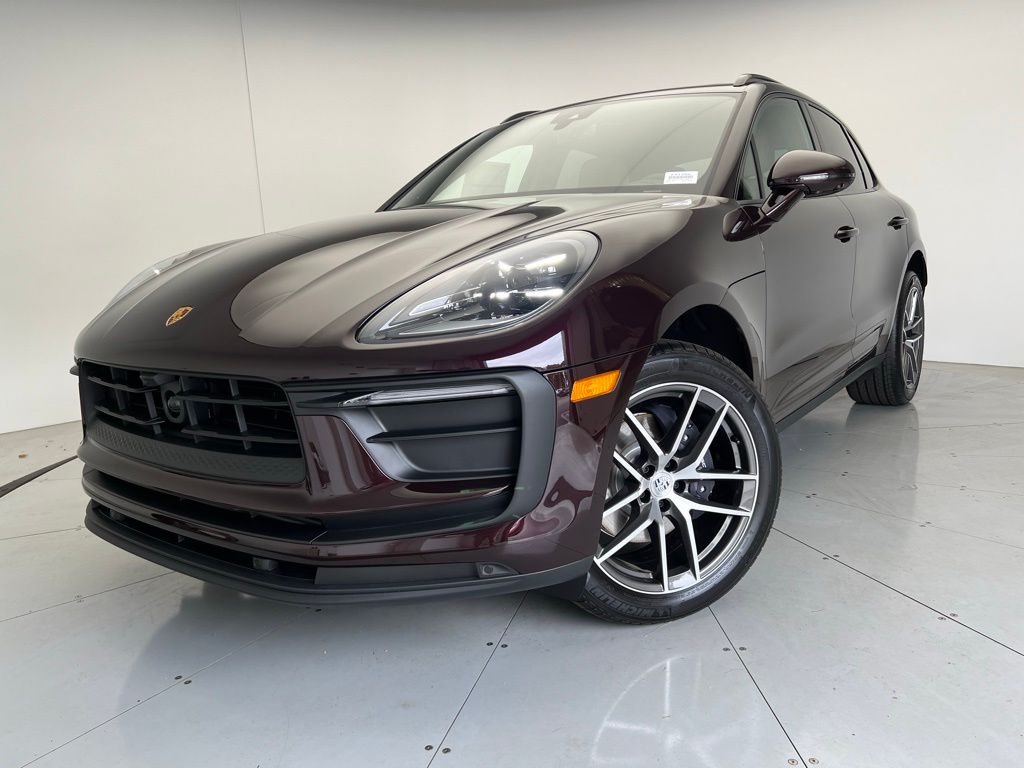 2025 Porsche Macan