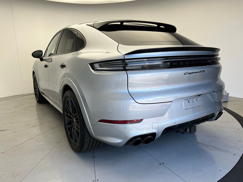 2025 Porsche Cayenne Coupe GTS photo 3