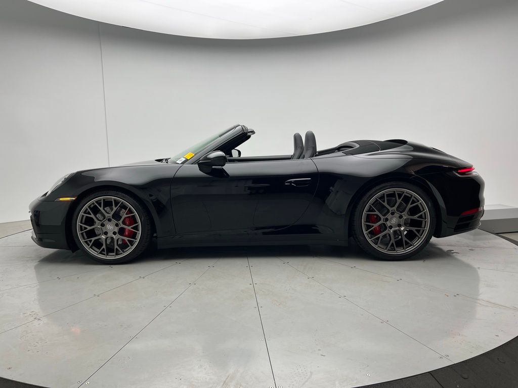 2021 Porsche 911 S photo 2