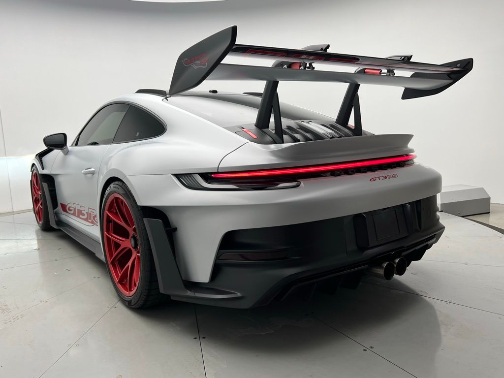 2024 Porsche 911 GT3 RS photo 3