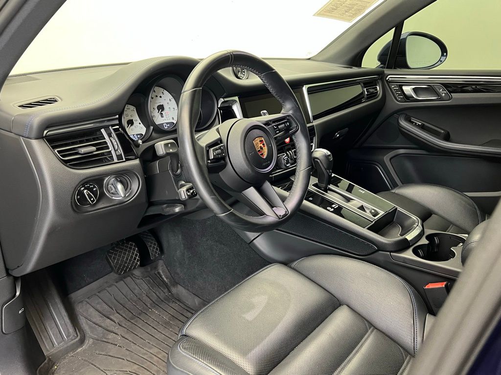 2024 Porsche Macan S photo 4