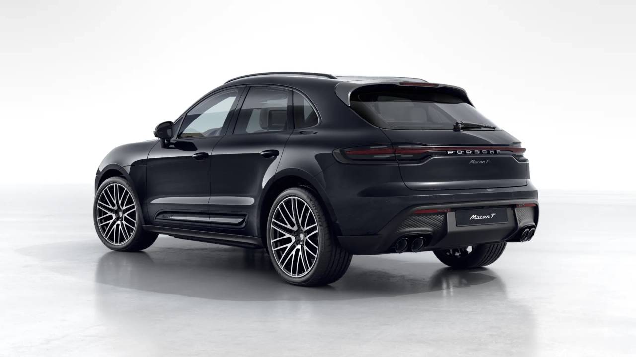2026 Porsche Macan T photo 3