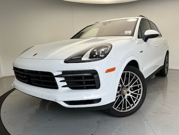 2023 Porsche Cayenne E-Hybrid SUV