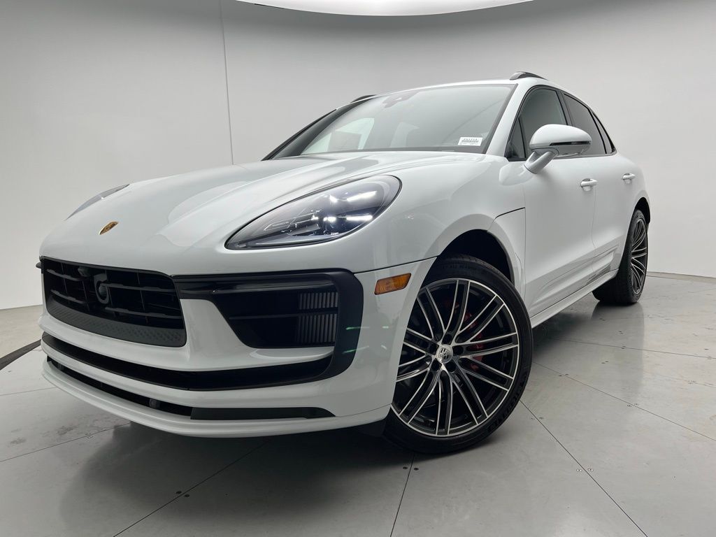 2025 Porsche Macan SUV 