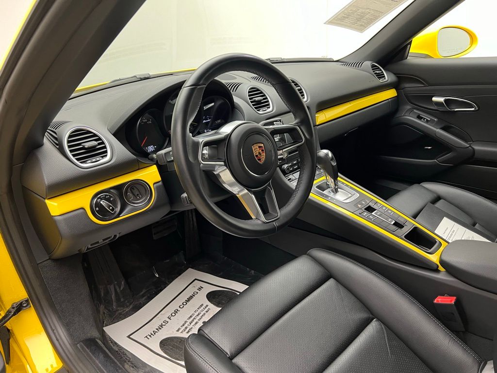 2019 Porsche Boxster Base photo 4
