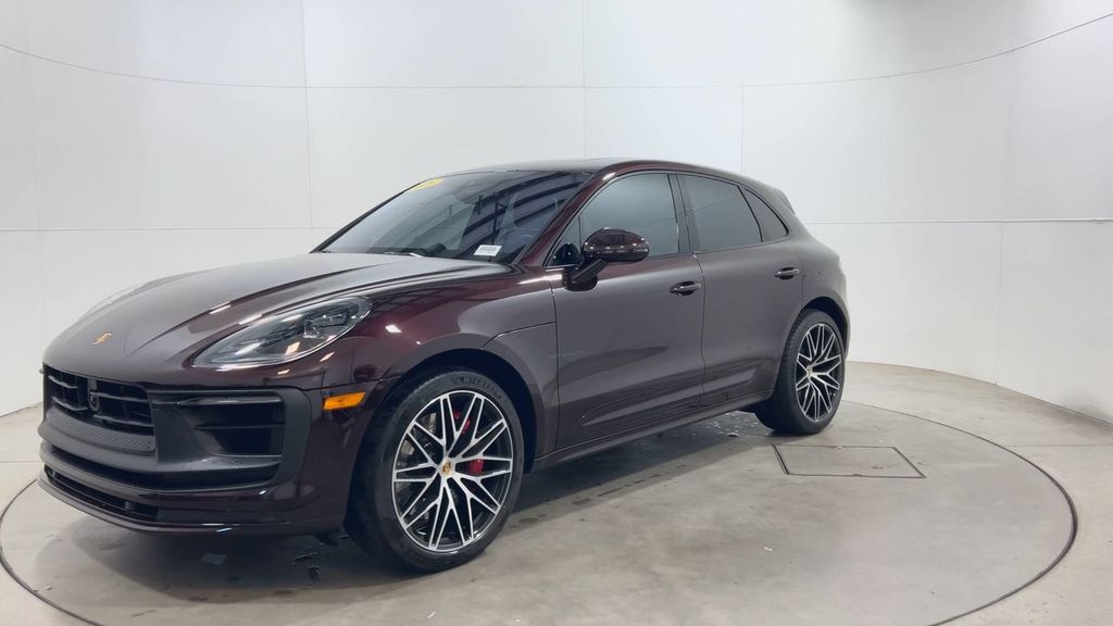 2023 Porsche Macan GTS photo 4