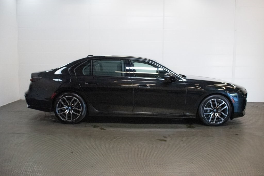 Certified 2025 BMW 740i xDrive Sedan